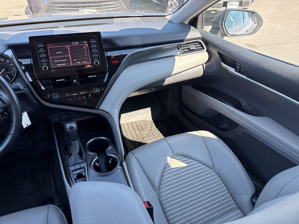Used 2024 Toyota Camry SE AWD/4WD image 13