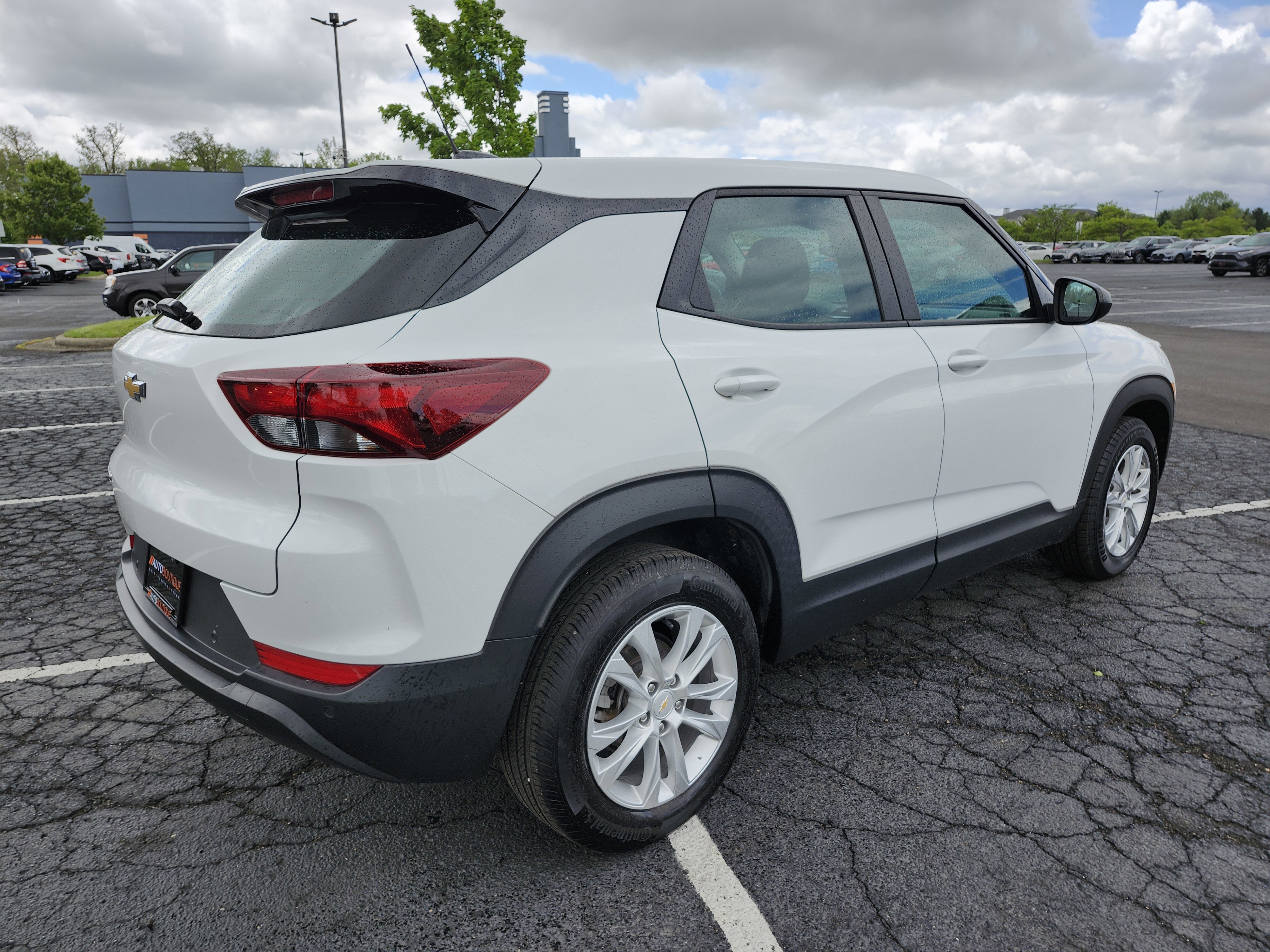 Used 2023 Chevrolet TrailBlazer LS FWD image 15