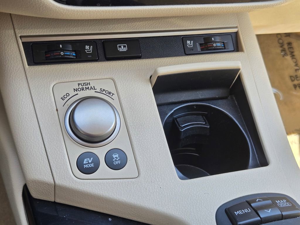 Used 2013 Lexus ES 300h w/ Luxury Pkg FWD image 22