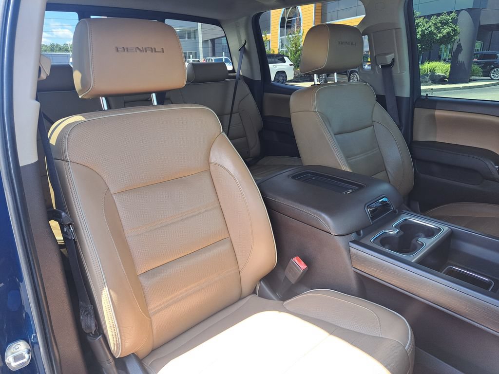 Used 2017 GMC Sierra 1500 Denali w/ Denali Ultimate Package AWD/4WD image 32