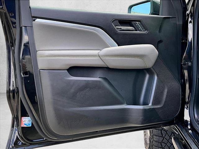 Used 2026 Chevrolet Colorado ZR2 w/ Technology Package AWD/4WD image 18