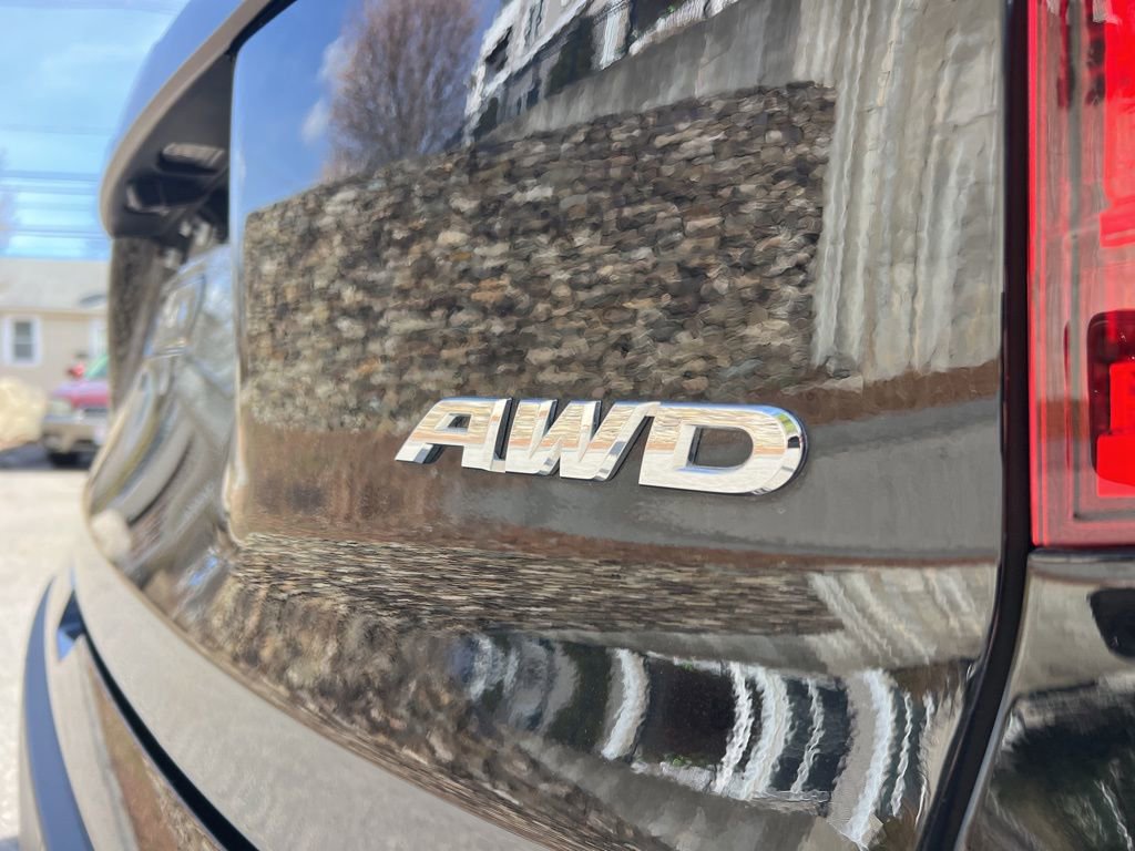 Used 2023 Honda Passport EX-L image 9