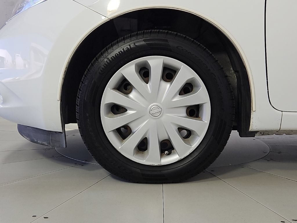 Used 2016 Nissan Versa Note SV FWD image 5