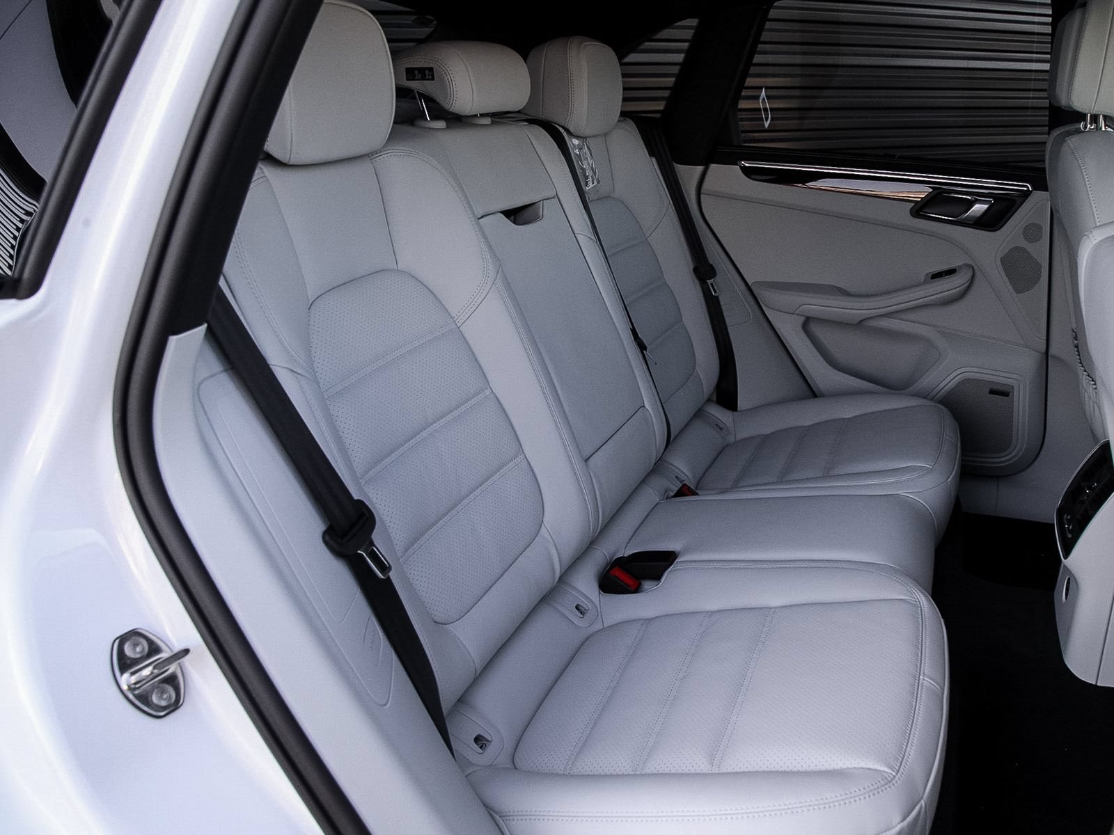 New 2026 Porsche Macan S AWD/4WD image 24