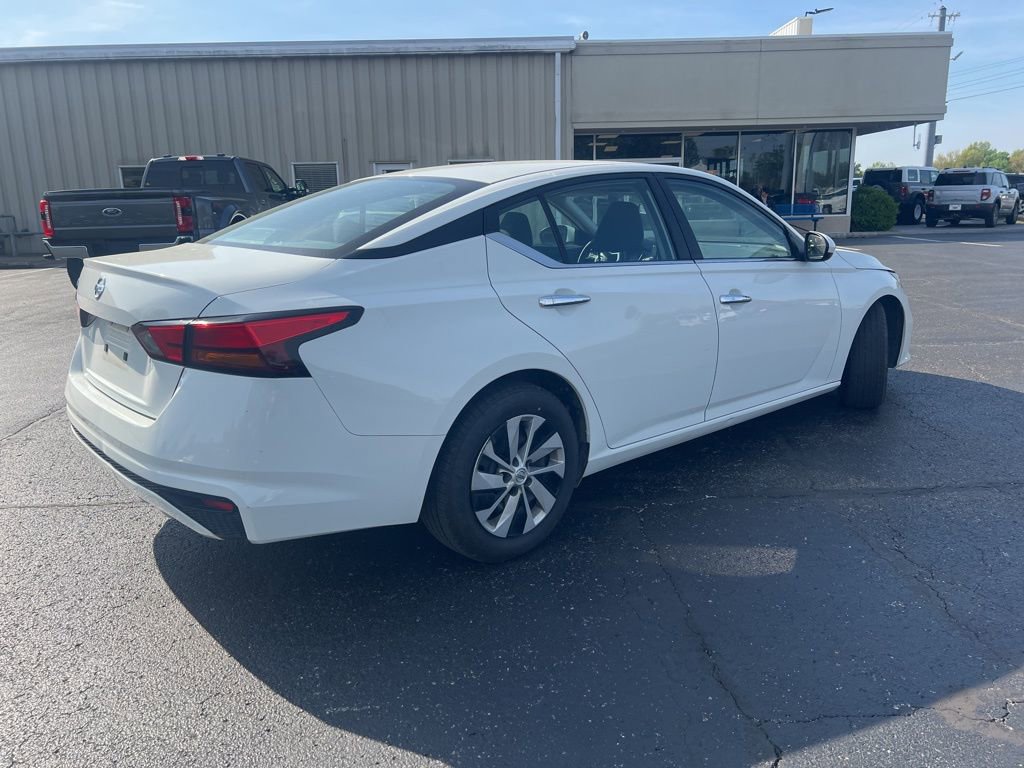 Used 2022 Nissan Altima 2.5 S image 3