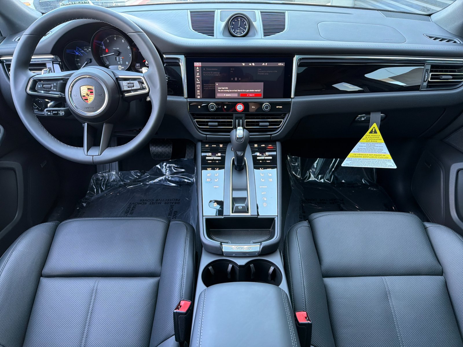 New 2026 Porsche Macan AWD/4WD image 6