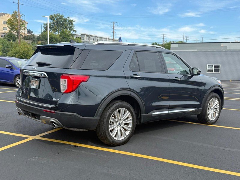 Certified 2023 Ford Explorer Limited w/ Limited Technology Package AWD/4WD image 3
