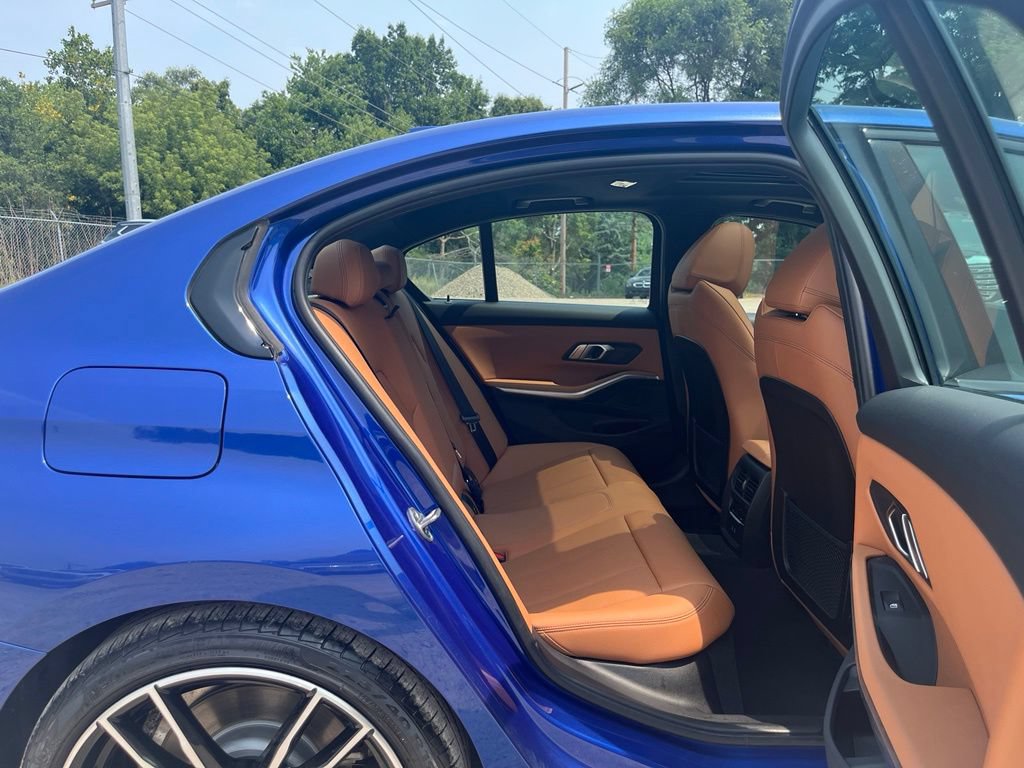 Used 2022 BMW 330i xDrive Sedan w/ M Sport Package AWD/4WD image 34