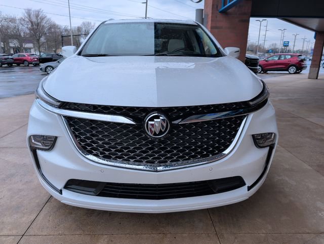 Used 2023 Buick Enclave Avenir w/ Avenir Technology Package image 11