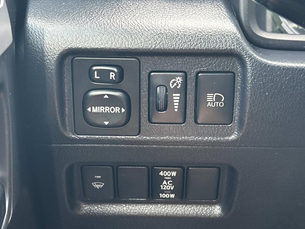 Used 2021 Toyota 4Runner Limited AWD/4WD image 39