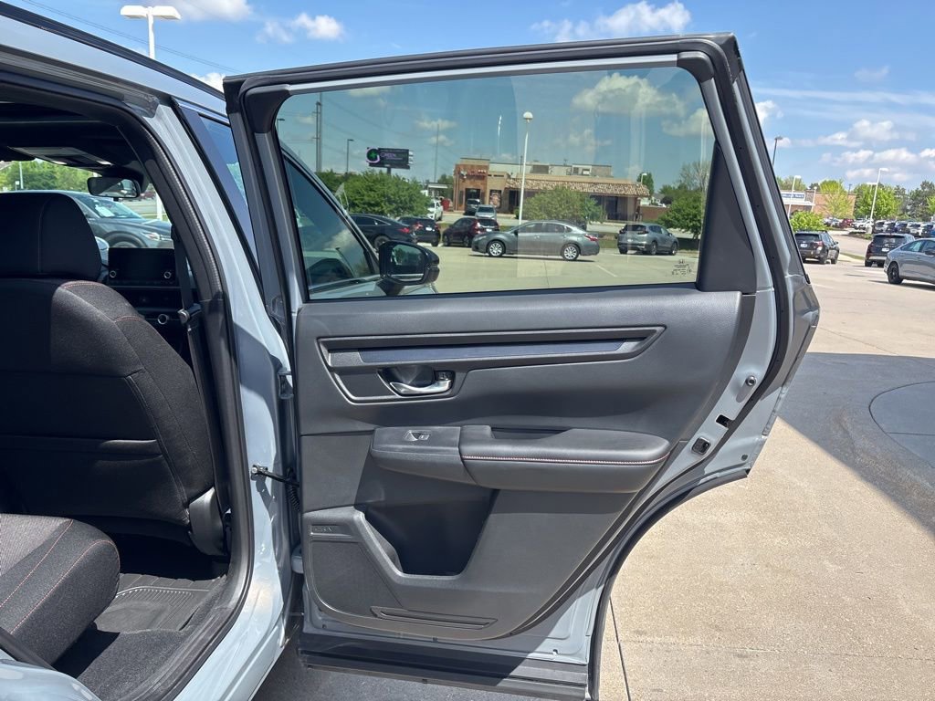 Certified 2025 Honda CR-V Sport image 30