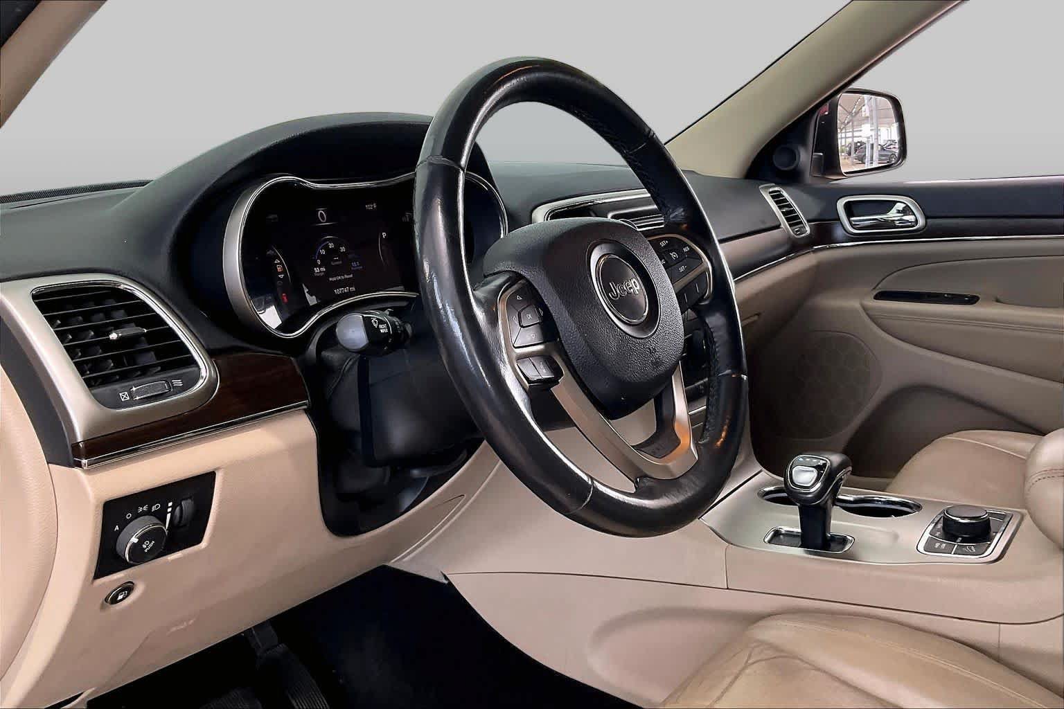 Used 2015 Jeep Grand Cherokee Limited AWD/4WD image 18