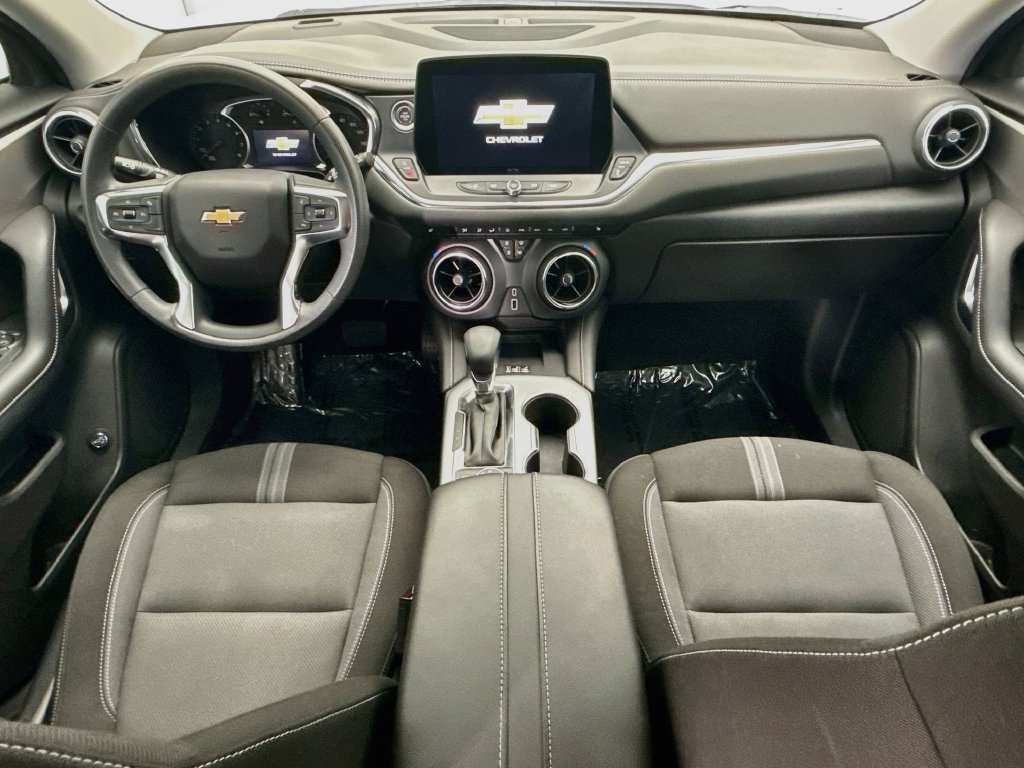 Used 2024 Chevrolet Blazer LT w/ Convenience Package FWD image 13