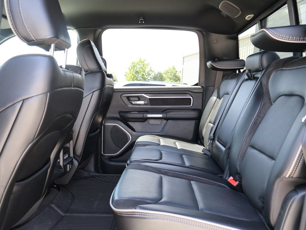 Used 2023 RAM 1500 Laramie AWD/4WD image 17