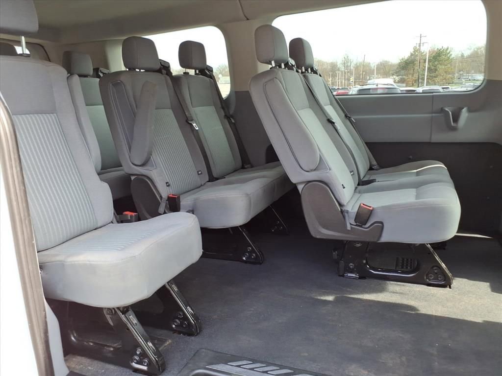 Used 2017 Ford Transit 150 XLT image 12