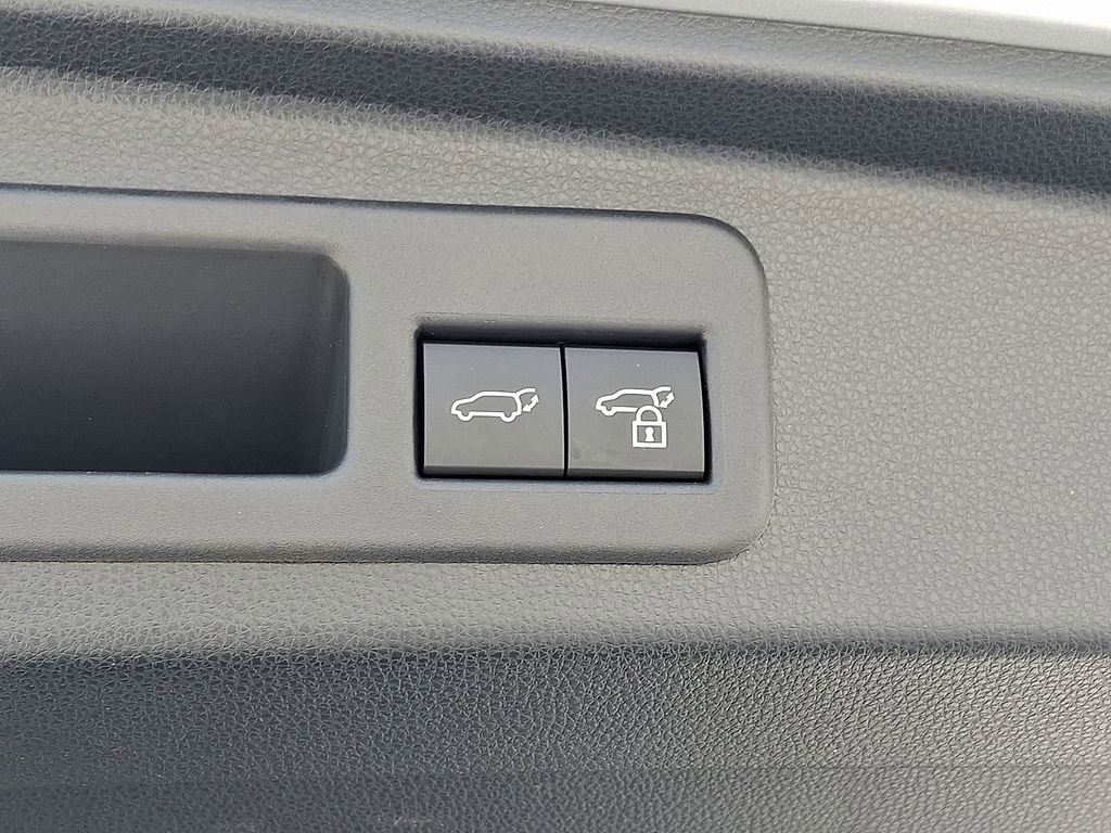 Used 2025 Toyota 4Runner TRD Off-Road Premium image 32