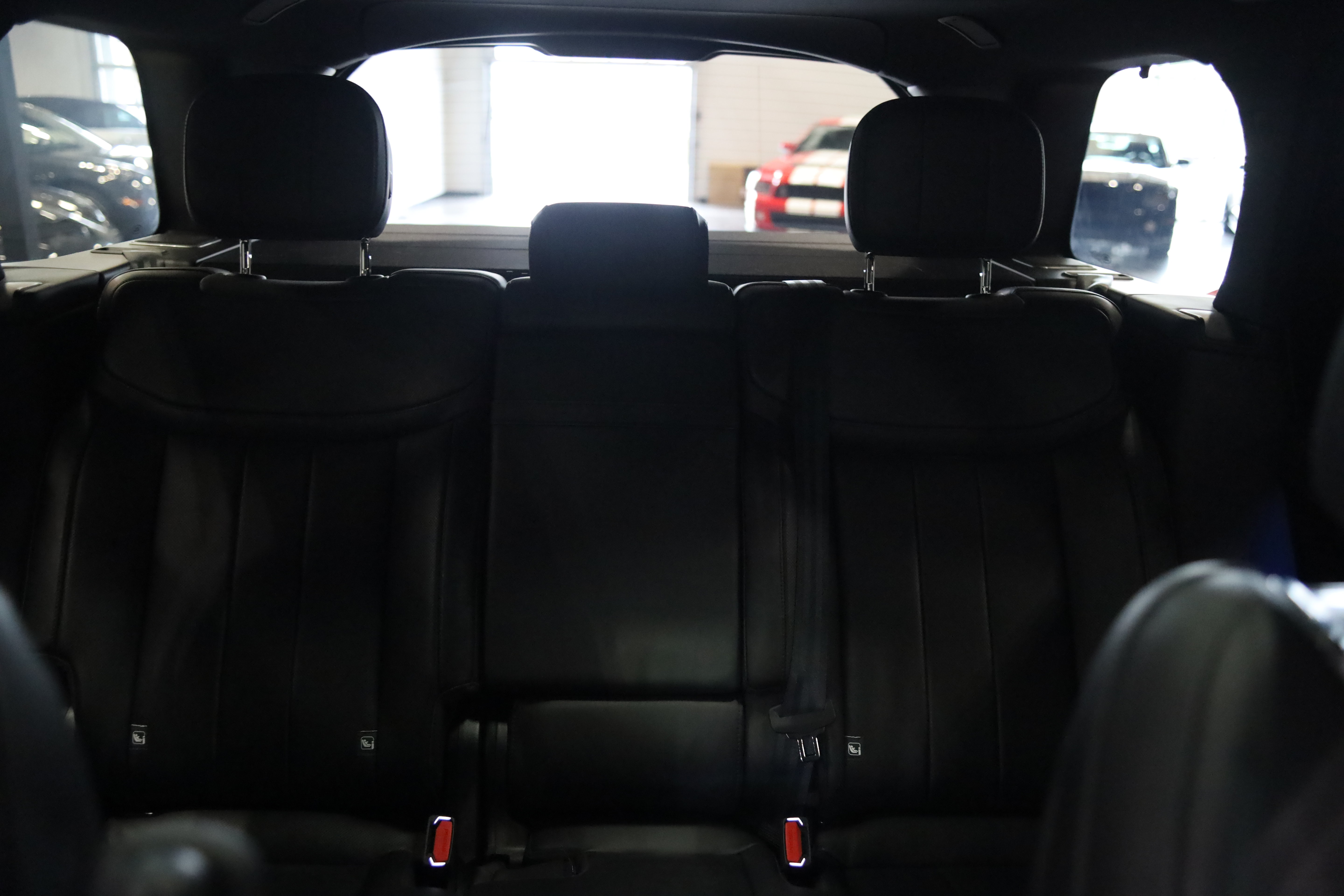 Used 2024 Land Rover Range Rover SE AWD/4WD image 34
