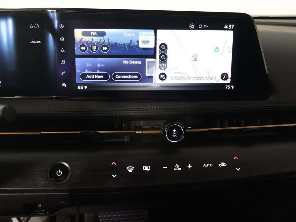 Used 2023 Nissan Ariya FWD image 39