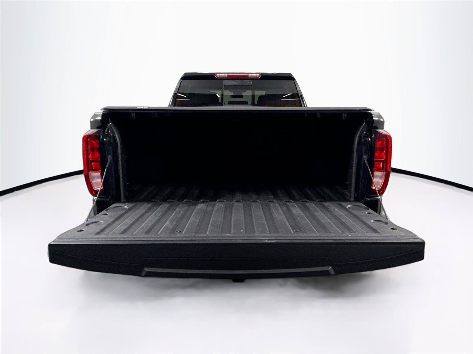 Used 2025 GMC Sierra 1500 Elevation w/ Elevation Premium Package AWD/4WD image 37