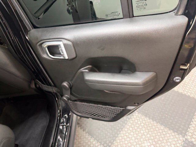 Used 2021 Jeep Wrangler Unlimited Sport AWD/4WD image 41