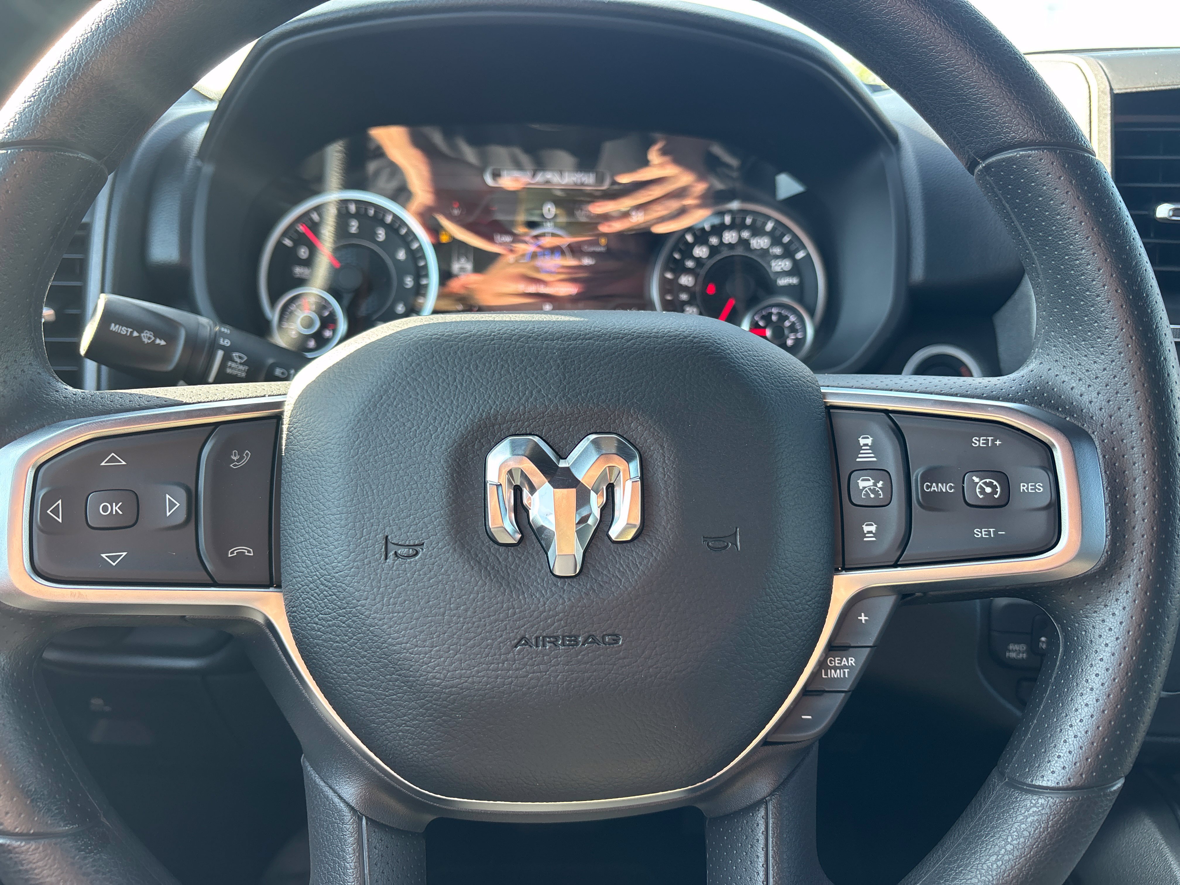 New 2027 RAM 1500 Express AWD/4WD image 12