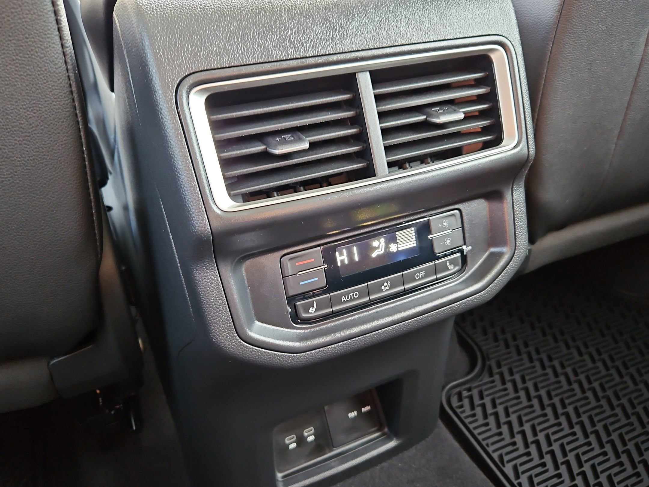 New 2026 Volkswagen Atlas SEL Premium R-Line image 24