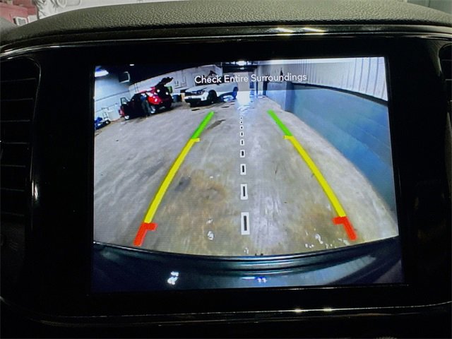 Used 2020 Jeep Grand Cherokee Altitude image 22