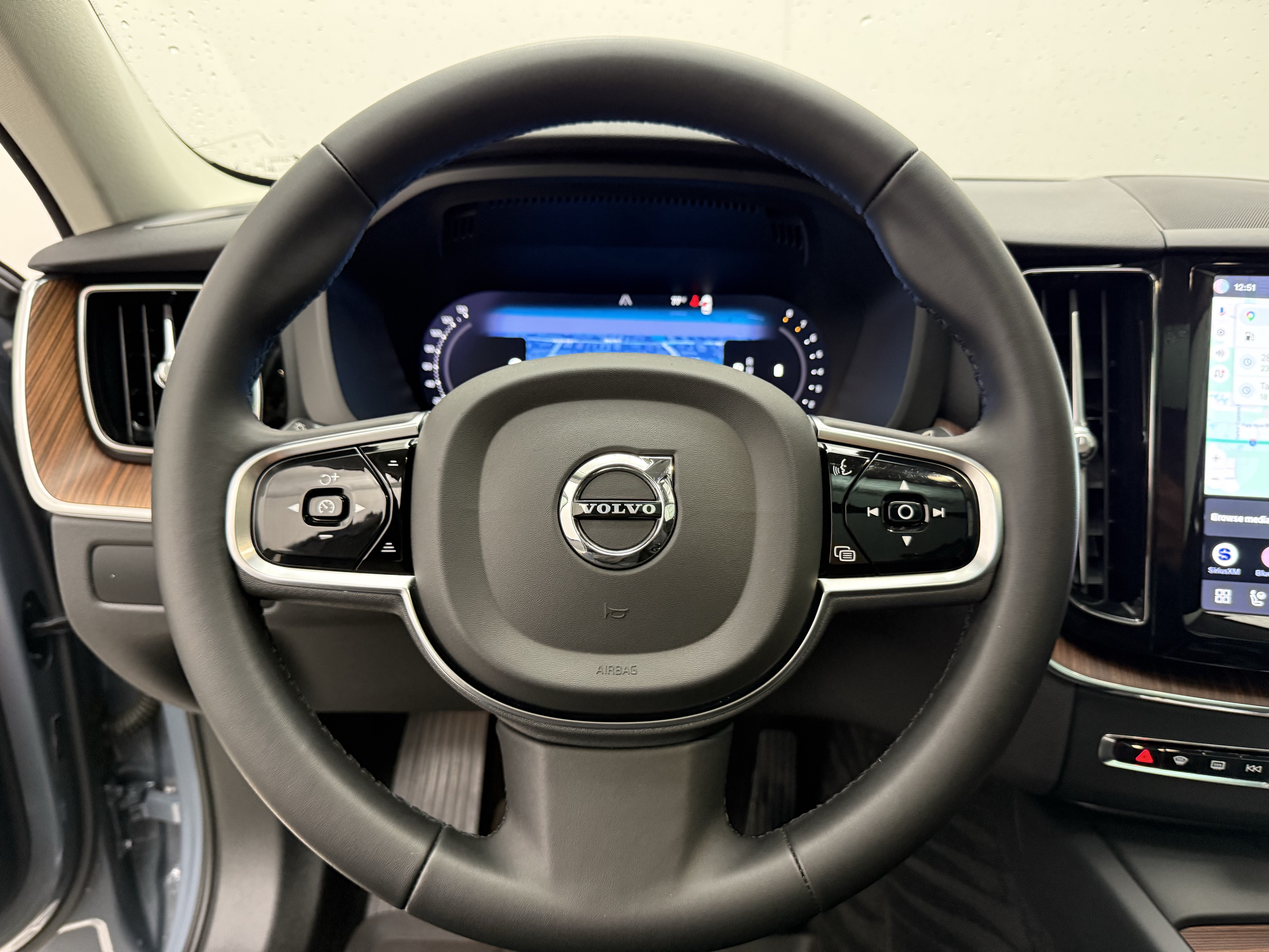 Certified 2023 Volvo XC60 B5 Plus w/ Climate Package FWD image 16