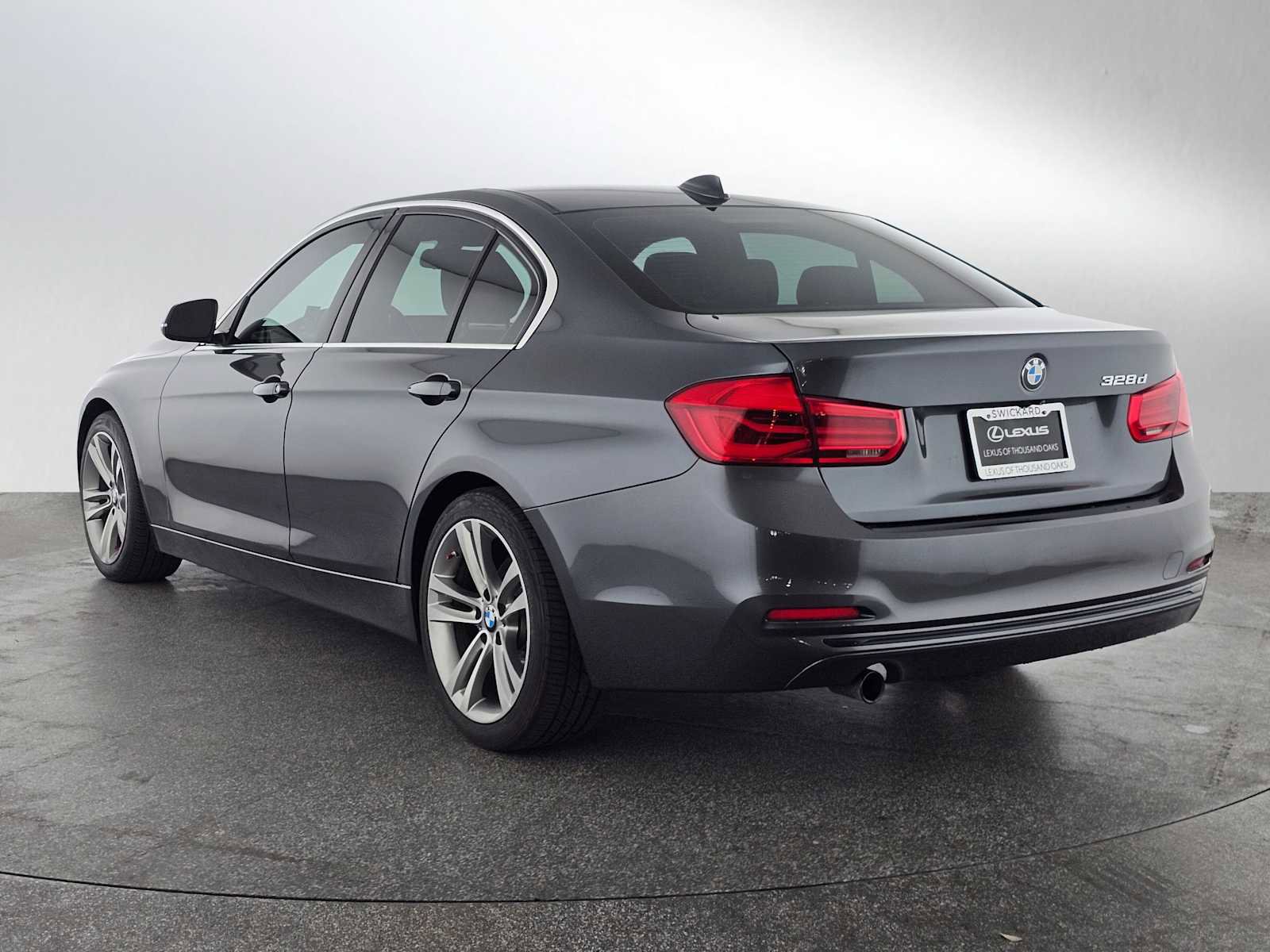 Used 2018 BMW 328d Sedan image 5