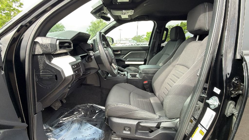 Certified 2024 Toyota Tacoma TRD Off-Road image 16