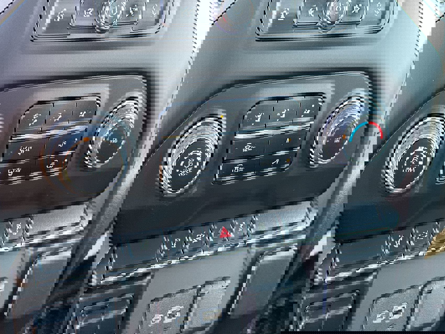 Used 2025 Chevrolet Silverado 2500 W/T w/ WT Convenience Package image 18