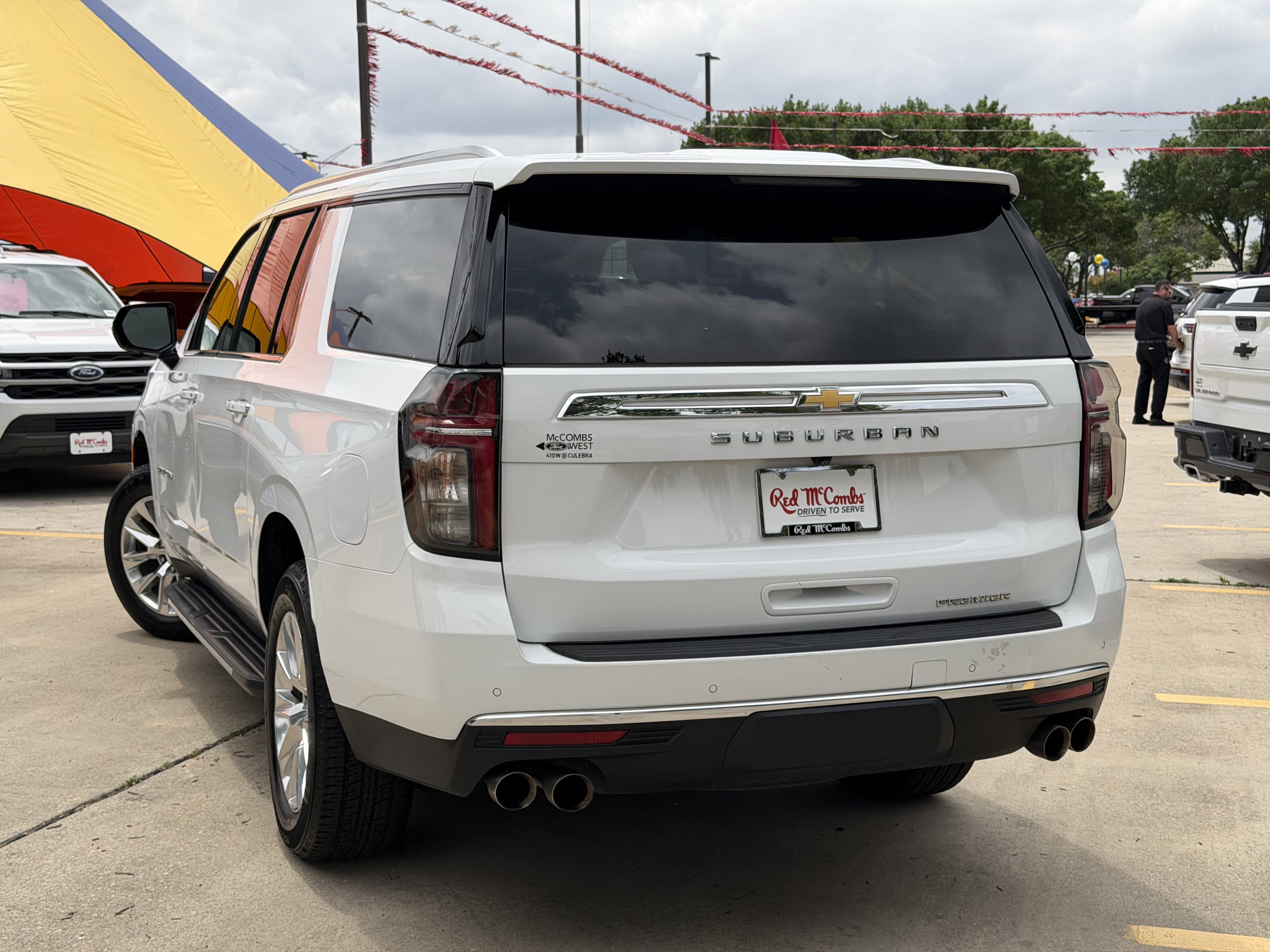 Used 2023 Chevrolet Suburban Premier RWD image 7