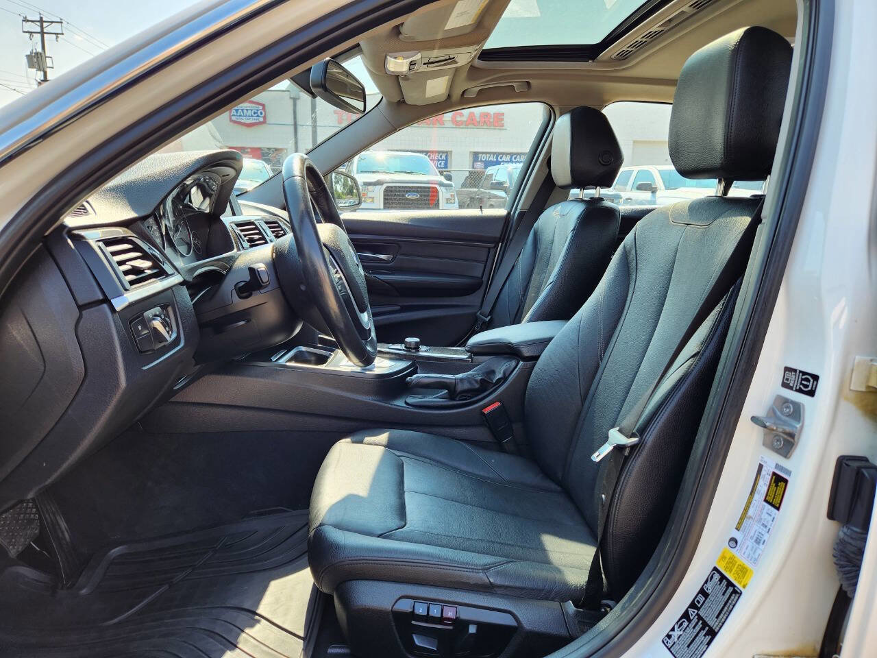 Used 2014 BMW 328i xDrive Sedan image 12