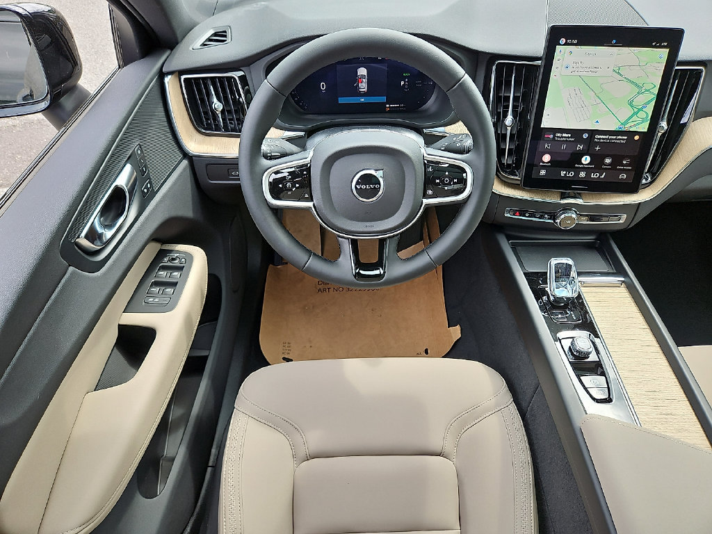 New 2026 Volvo XC60 T8 Plus w/ Protection Package Premier AWD/4WD image 10