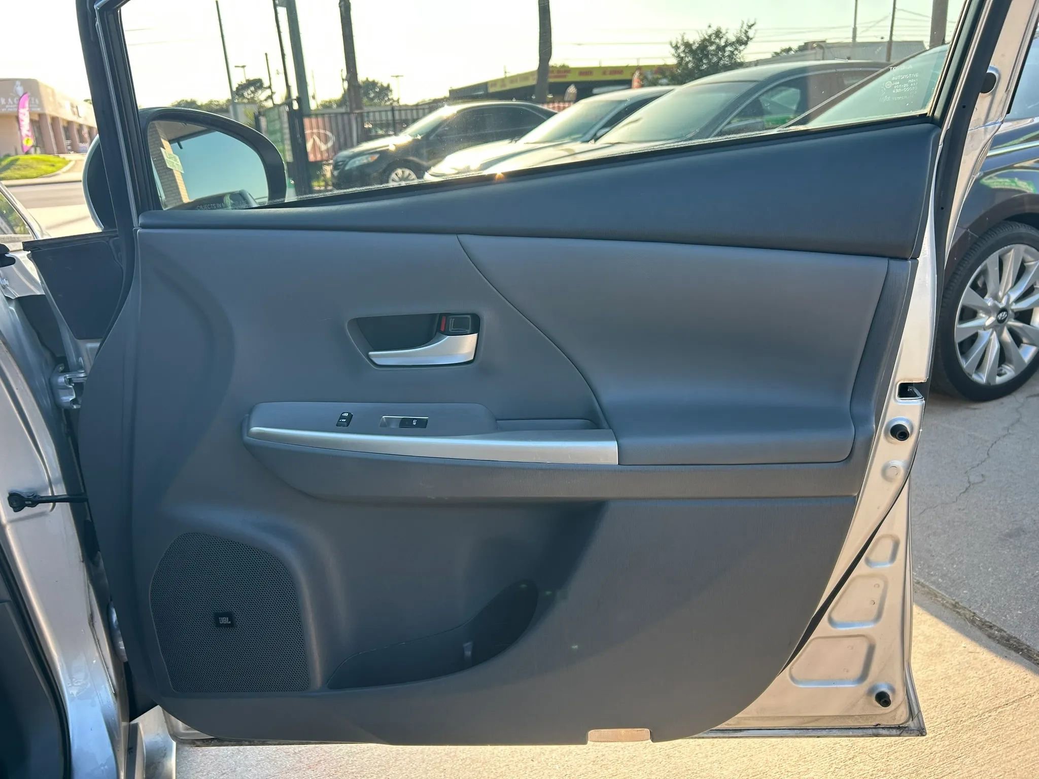 Used 2012 Toyota Prius V Five FWD image 16