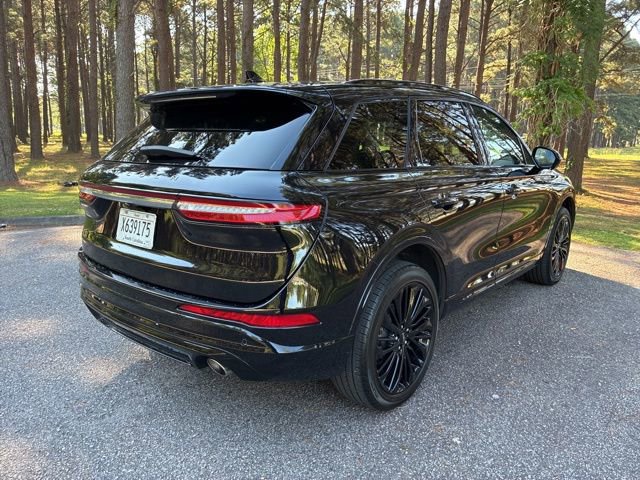 Certified 2025 Lincoln Corsair Reserve w/ Jet Appearance Package AWD/4WD image 3