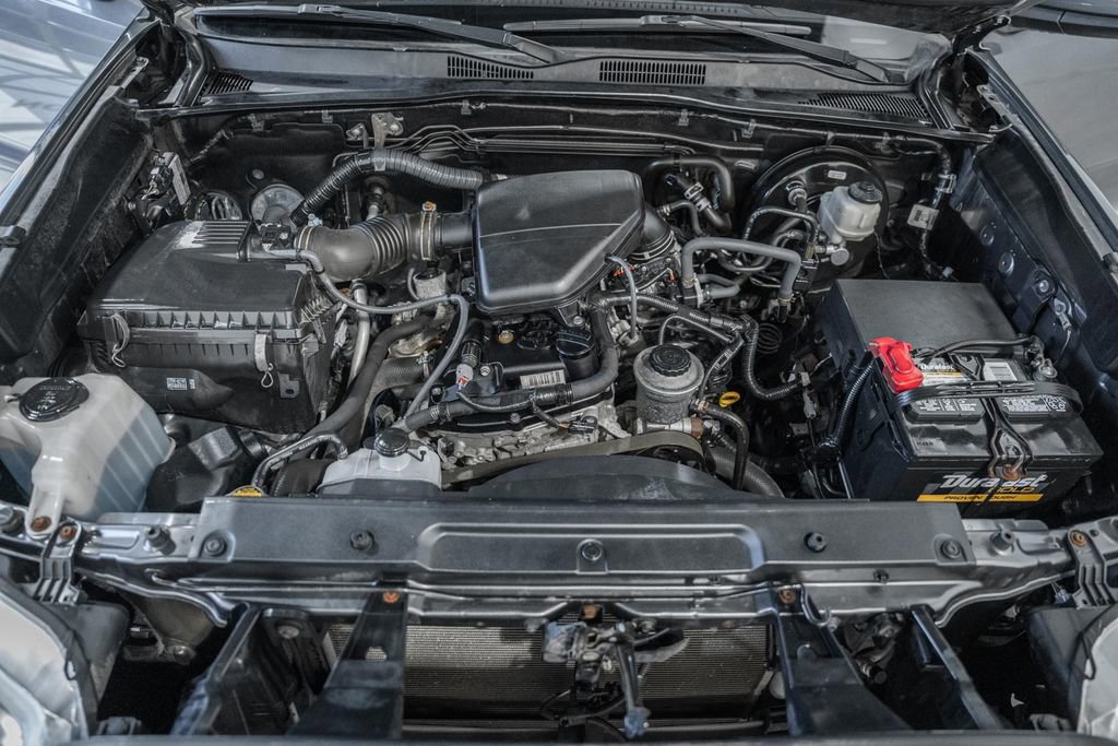 Used 2016 Toyota Tacoma SR5 image 13