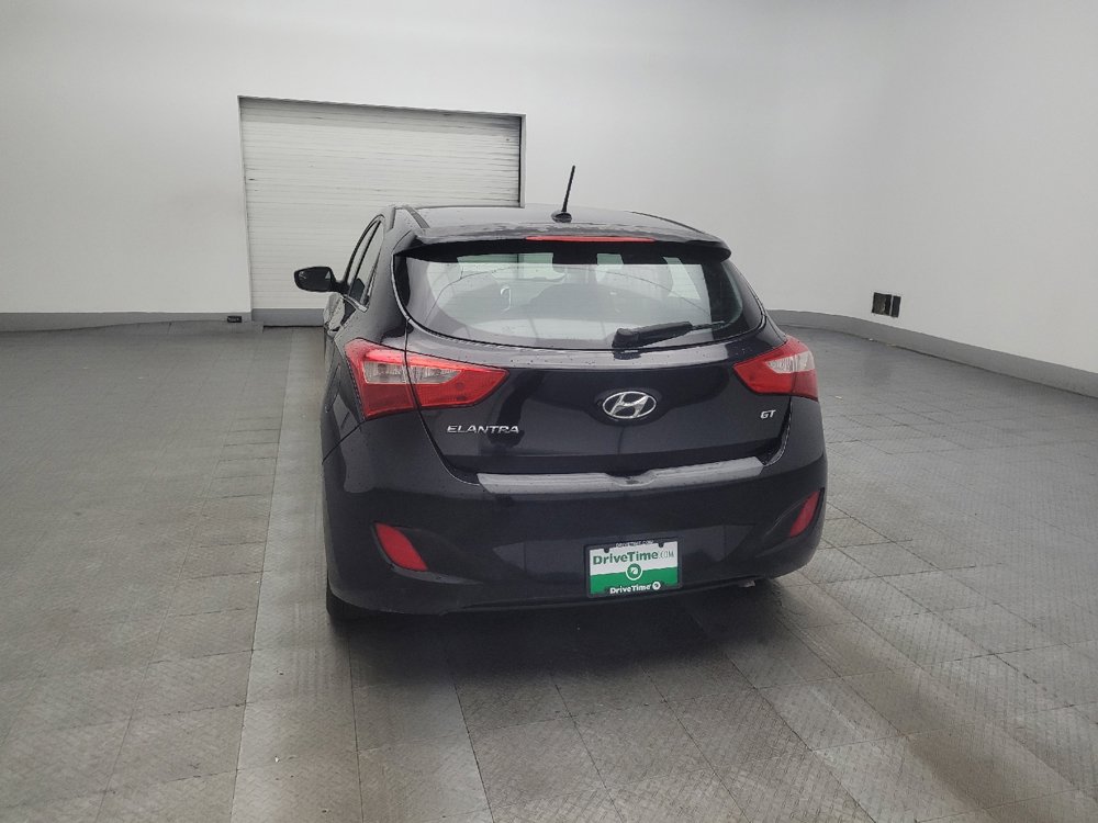 Used 2017 Hyundai Elantra GT FWD image 6