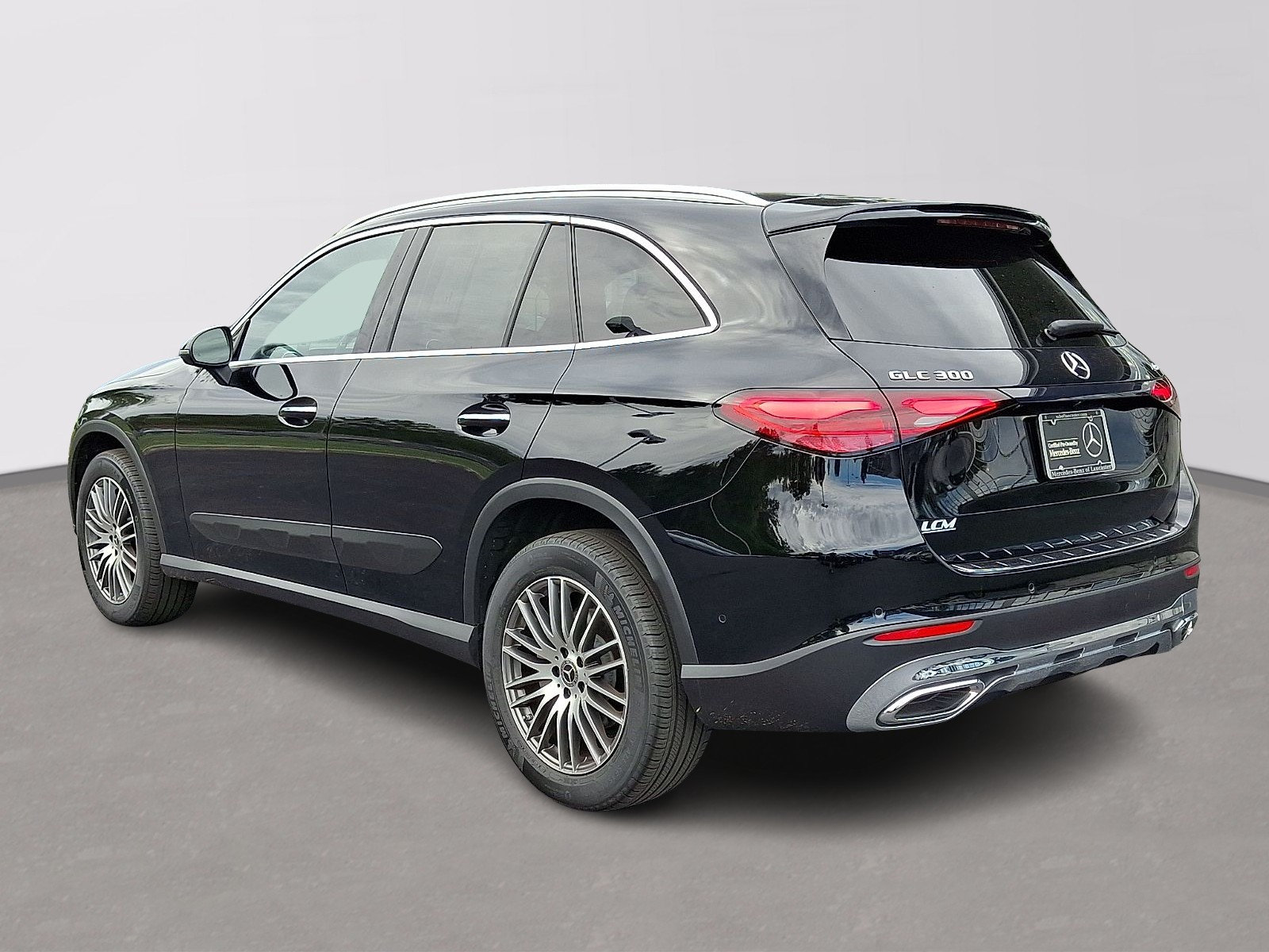 Certified 2025 Mercedes-Benz GLC 300 4MATIC image 6