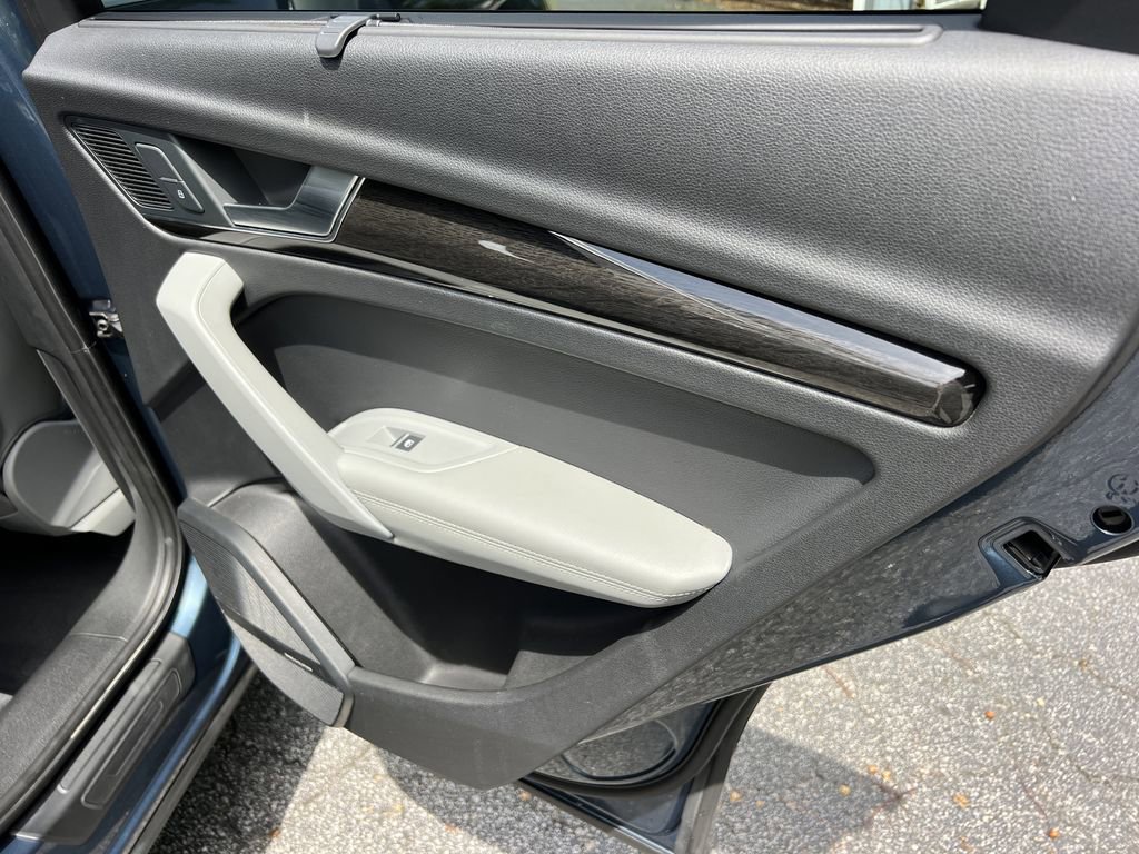 Used 2018 Audi Q5 Prestige AWD/4WD image 14