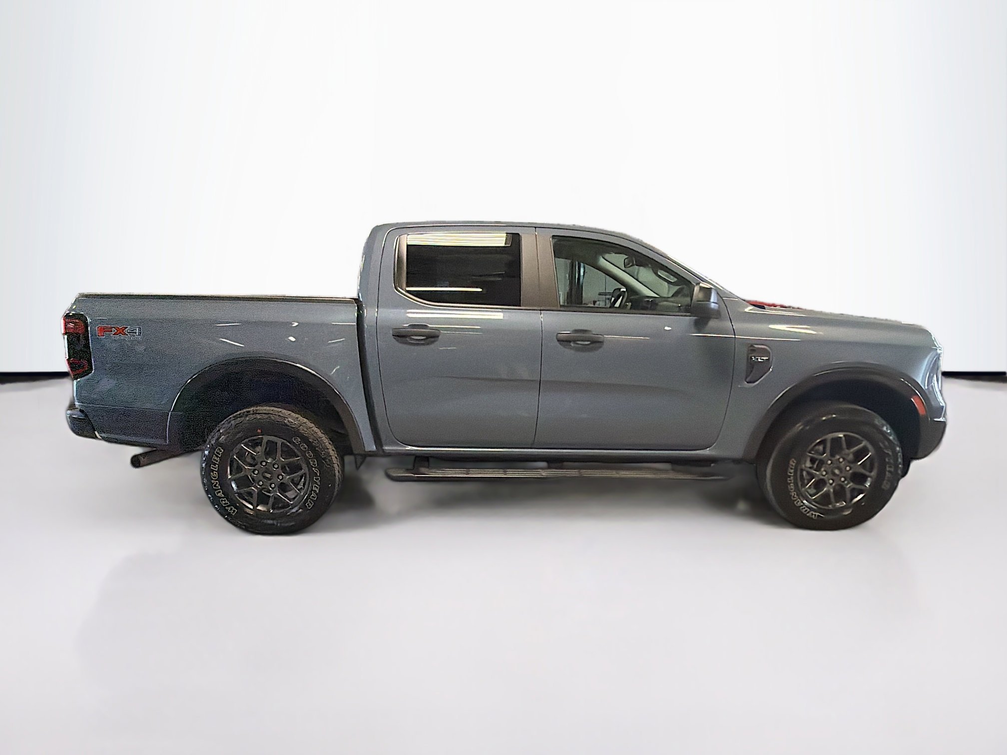 Used 2024 Ford Ranger XLT w/ FX4 Off-Road Package image 10