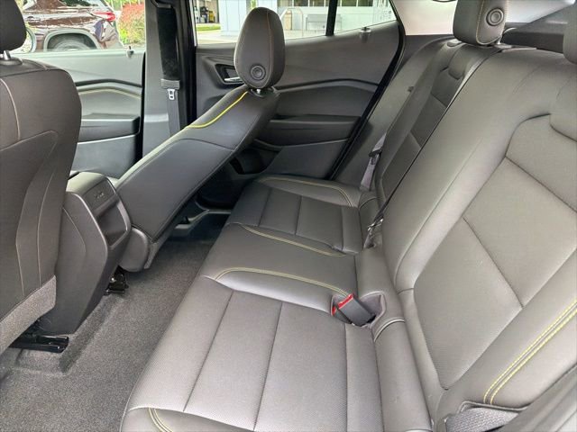 Used 2025 Chevrolet Trax ACTIV FWD image 16