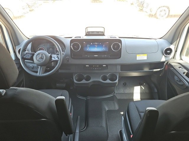 New 2025 Mercedes-Benz Sprinter 2500 image 16