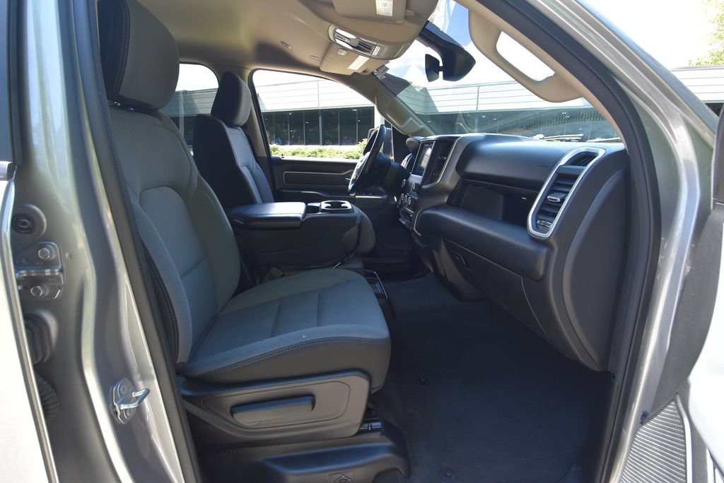 Used 2020 RAM 1500 Big Horn AWD/4WD image 34