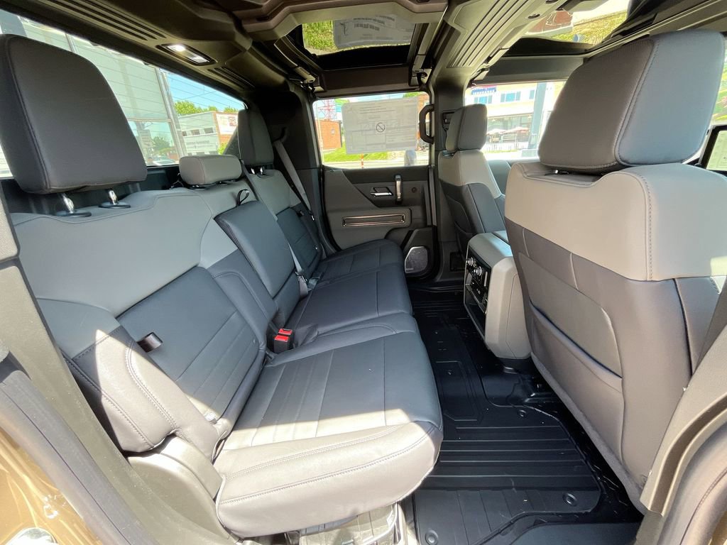 New 2025 GMC Hummer EV 2X w/ Extreme Off-Road Package image 42