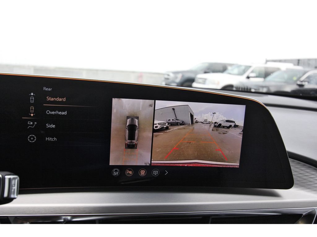New 2027 Cadillac Lyriq Luxury AWD/4WD image 17