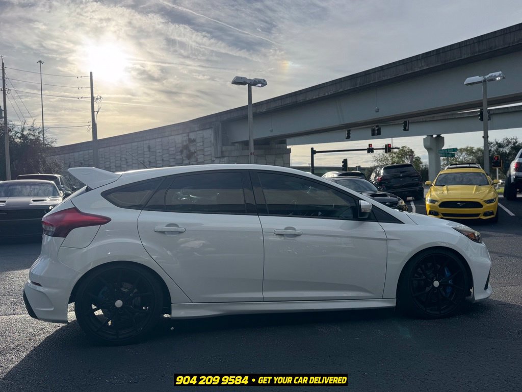 Used 2017 Ford Focus RS AWD/4WD image 8