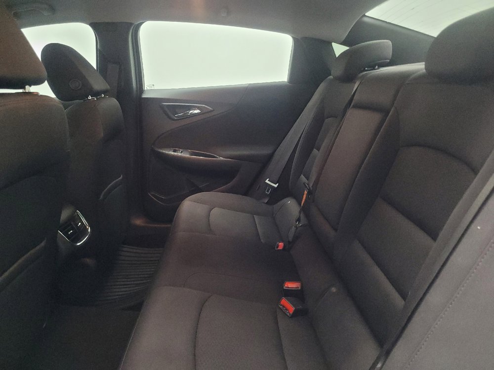 Used 2022 Chevrolet Malibu LT FWD image 18