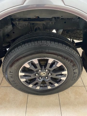 Used 2017 Nissan Titan PRO-4X w/ Pro-4x Convenience Package AWD/4WD image 28