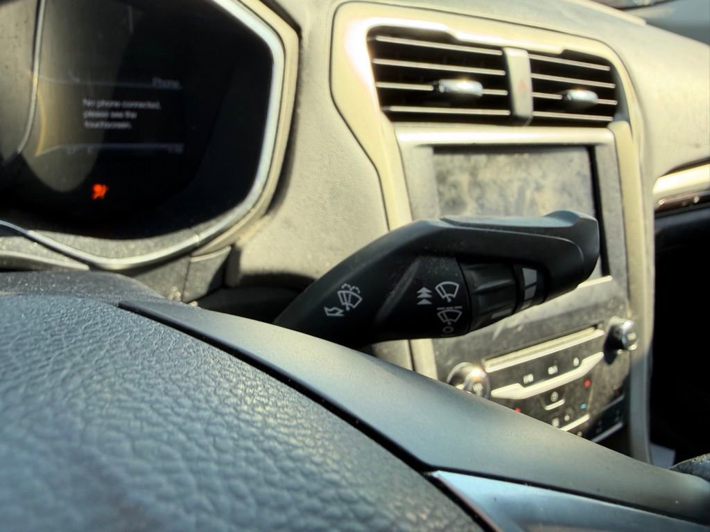 Used 2014 Ford Fusion SE w/ Equipment Group 202A image 12